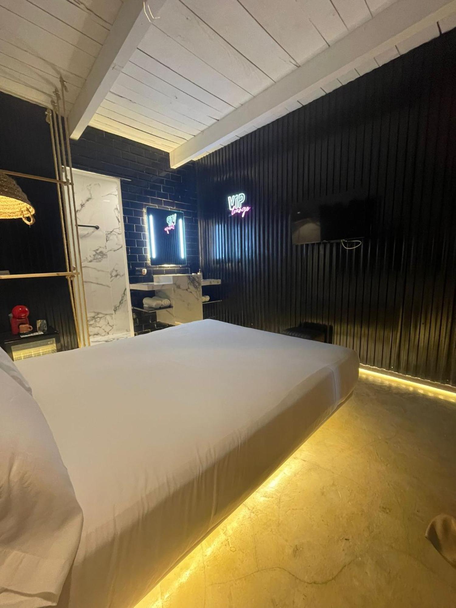 Paiise Hotels Sant Francesc de s'Estany Exterior photo